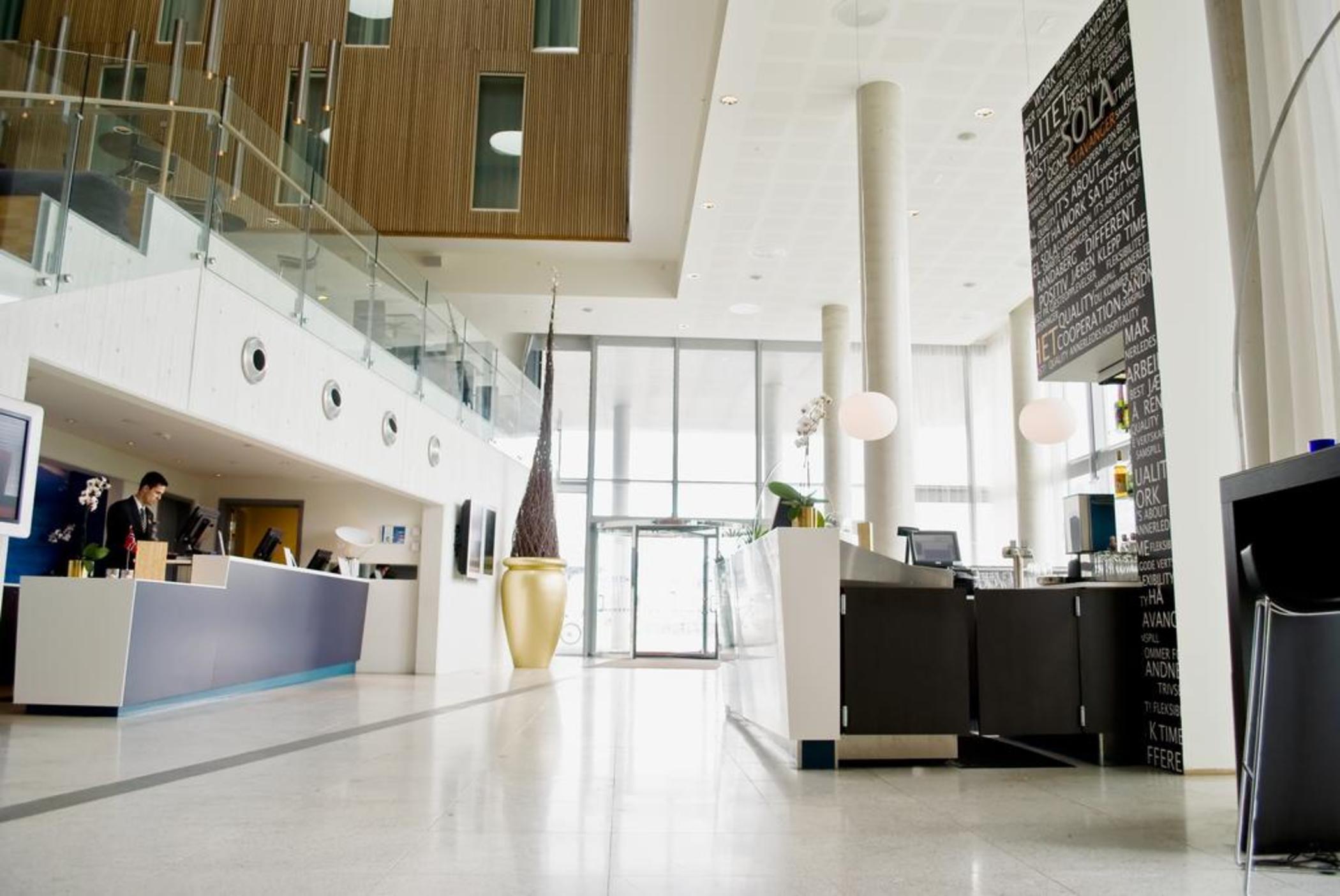 Scandic Stavanger Airport Sola Exterior photo