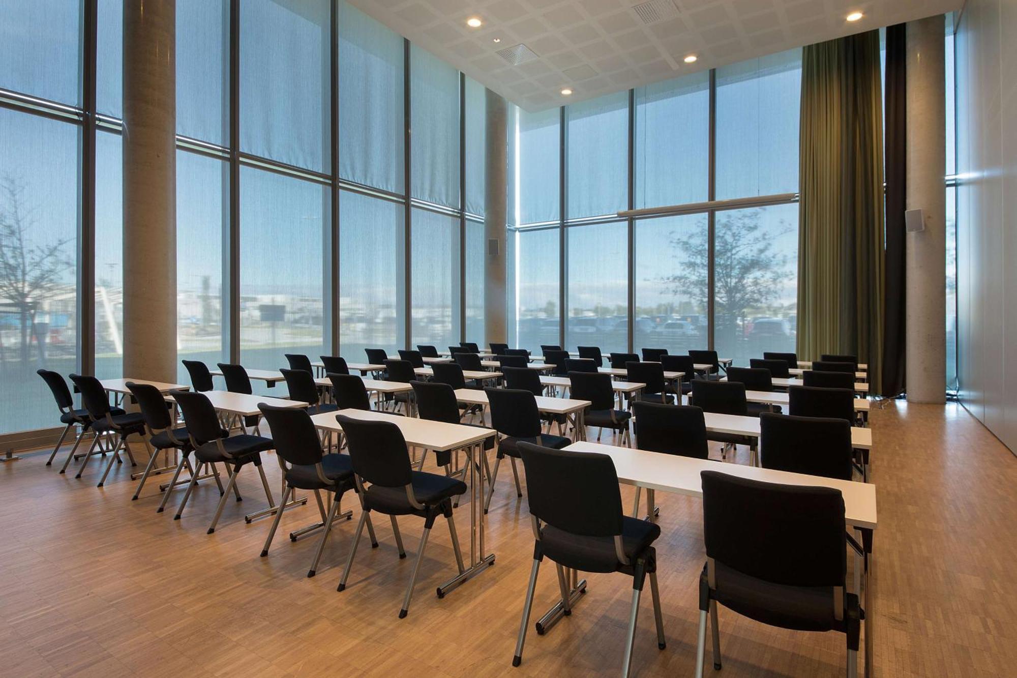 Scandic Stavanger Airport Sola Exterior photo