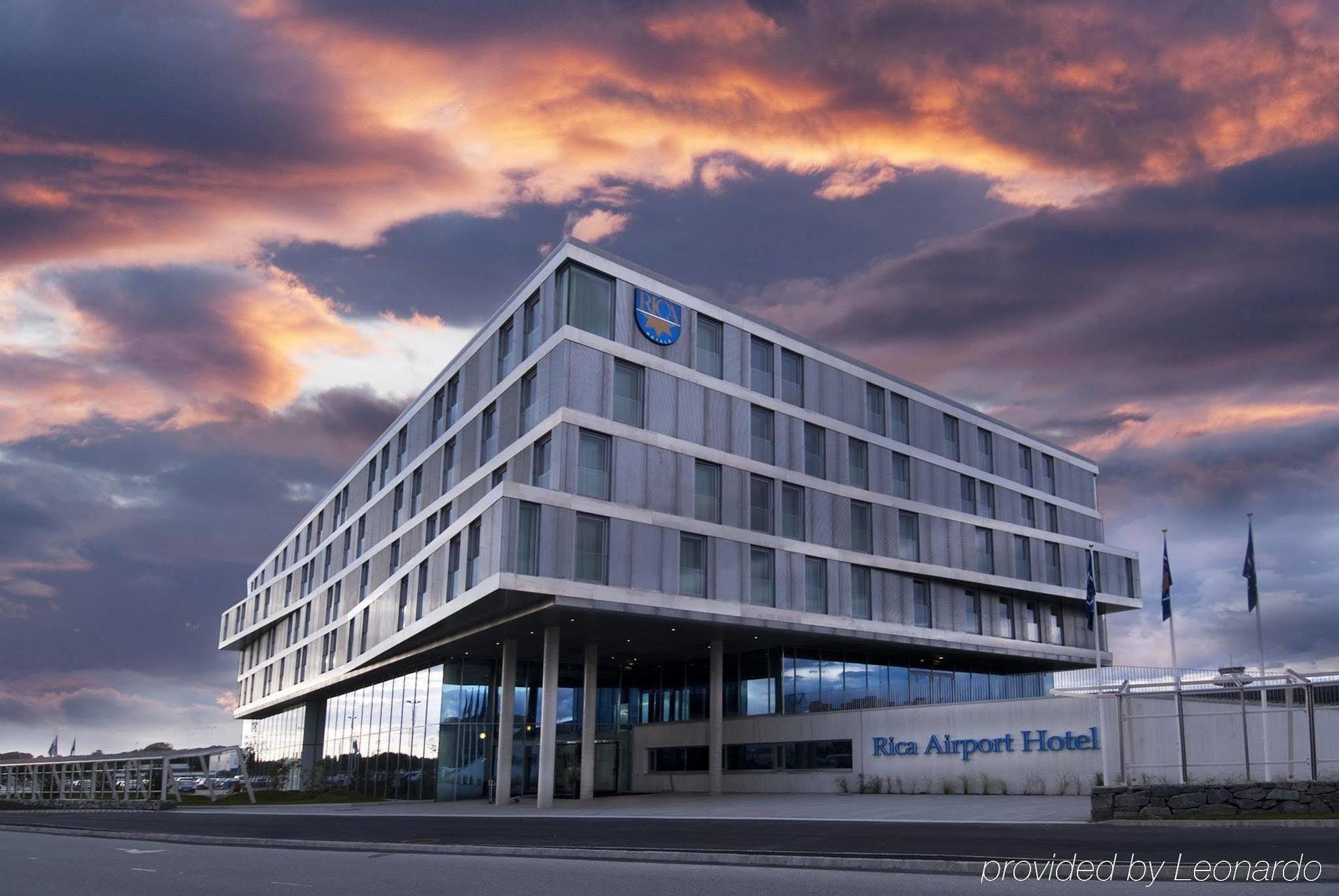 Scandic Stavanger Airport Sola Exterior photo
